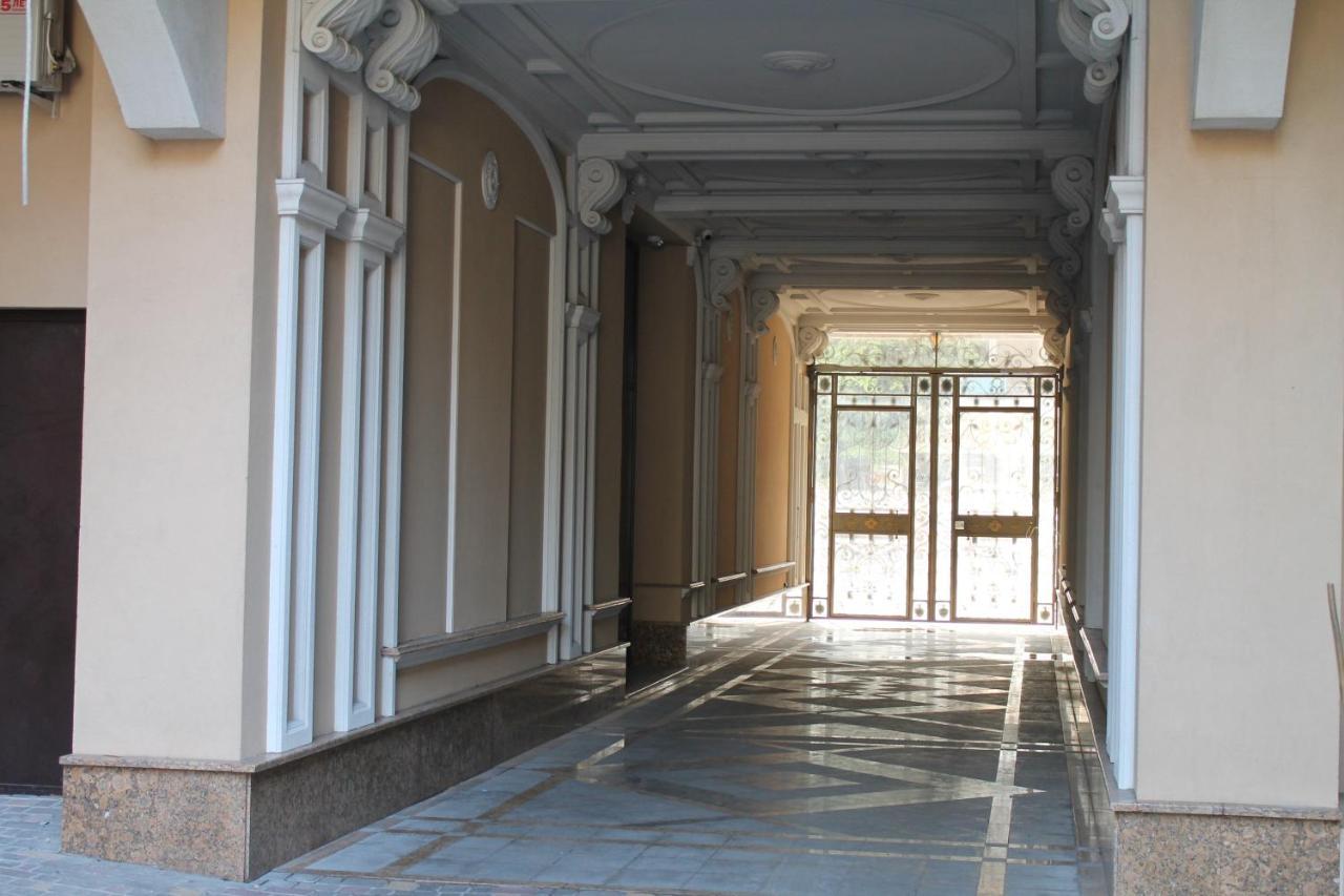 Apartment - Heart Of Odessa Exteriör bild
